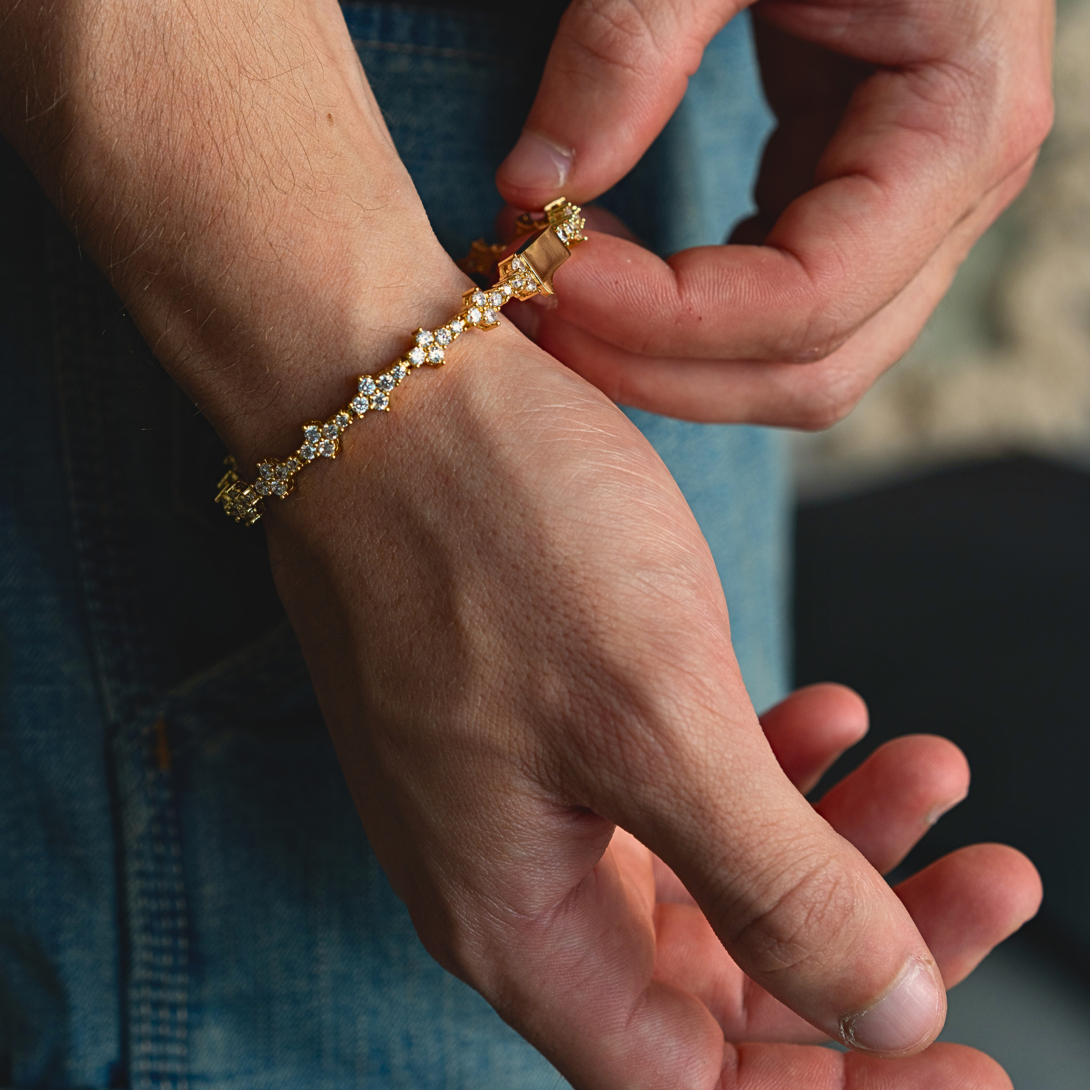 6MM - CROSS ELEGANT BRACELET GOLD